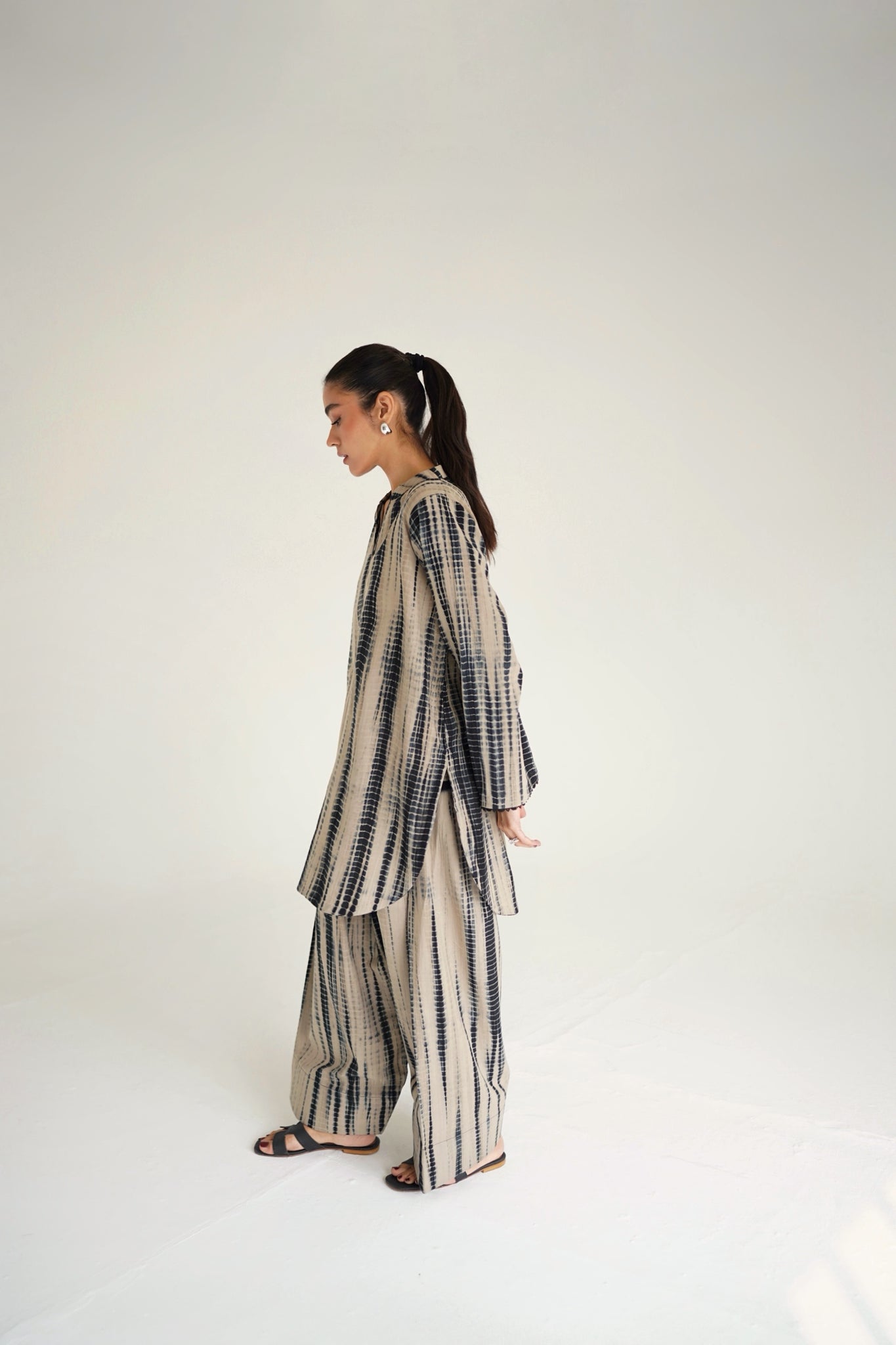 TIE AND DAYE 2 pc - Premium Fabric- All Season Fabric | Fast Shipping (GET 5% Discount for first time Customer Code: NEW5%)