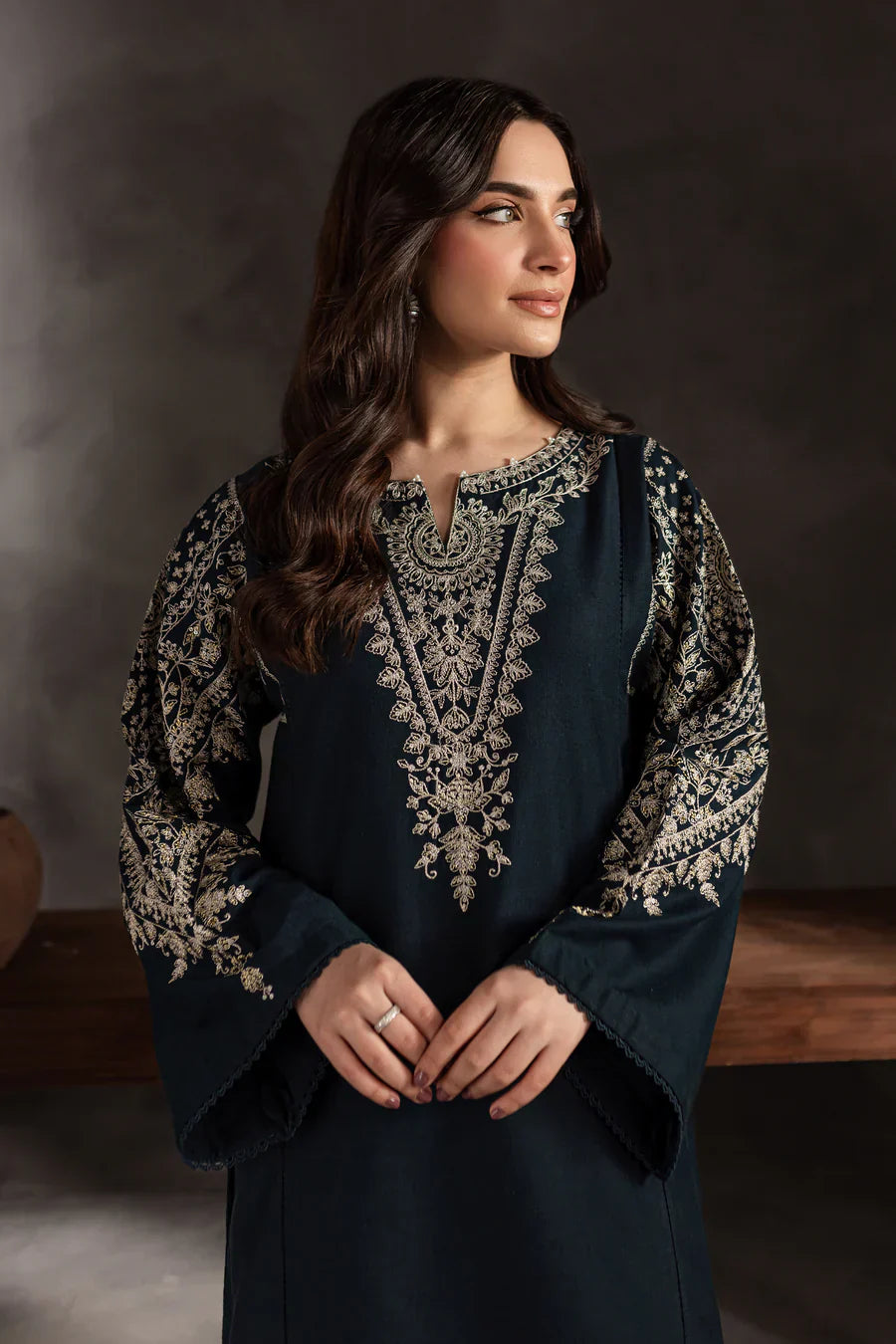 DunHill ( Embroided 2 PCs)