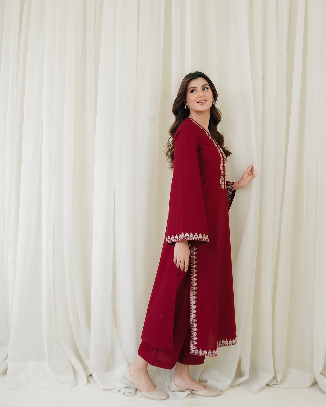 Agha Noor ( Embroided 2 PCs)