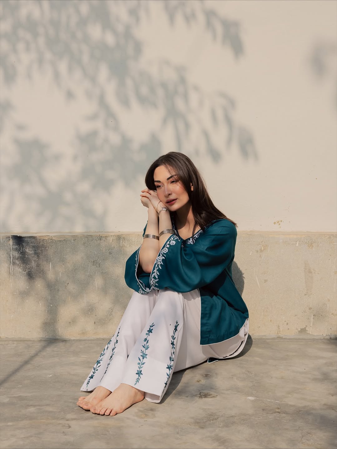 Icon (Stitched 2 Pcs)