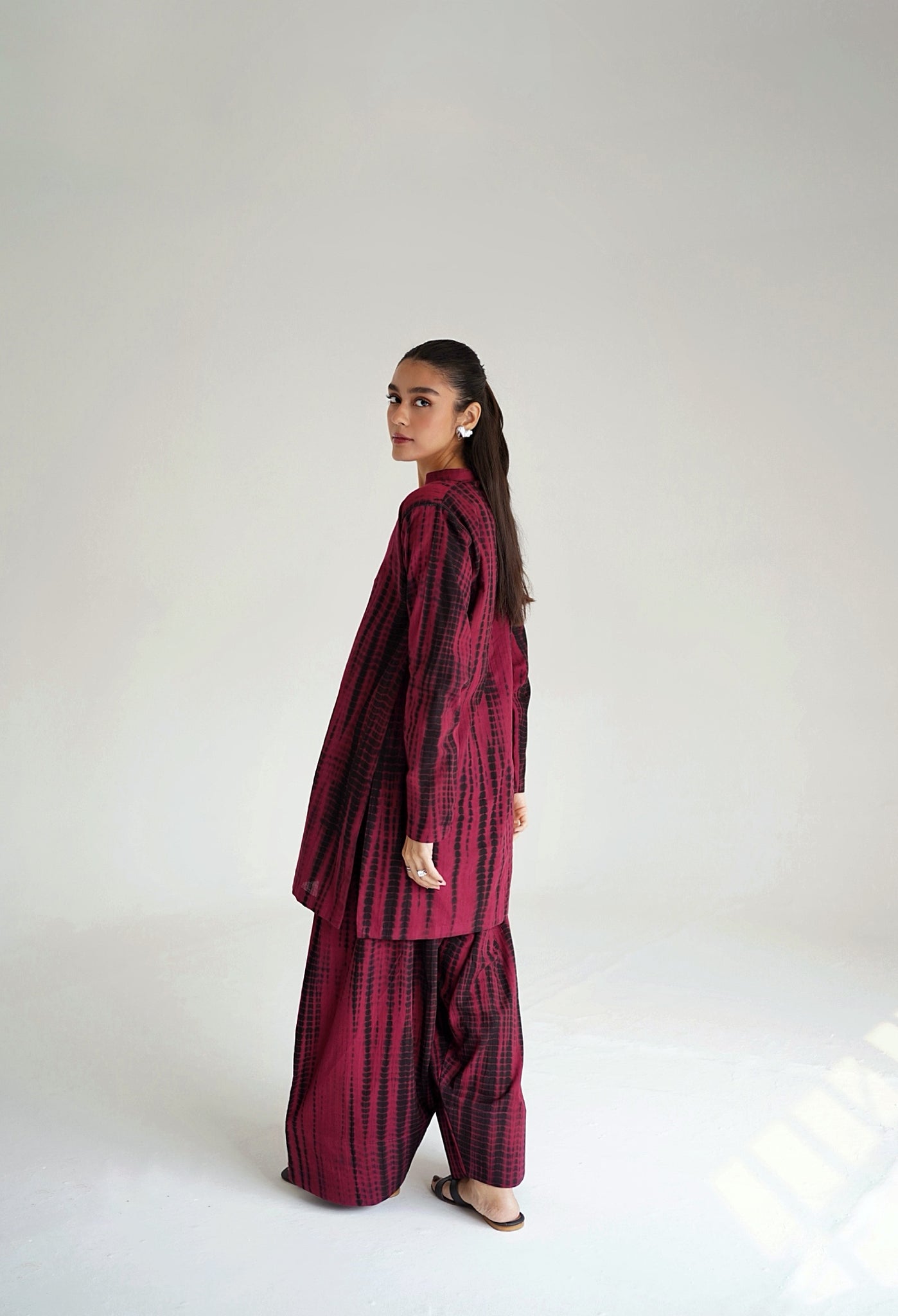 TIE AND DYE 2 pc - Premium Fabric- All Season Fabric | Cherry cola | Fast Shipping (GET 10% Discount for first time Customer Code: 10%NEW )